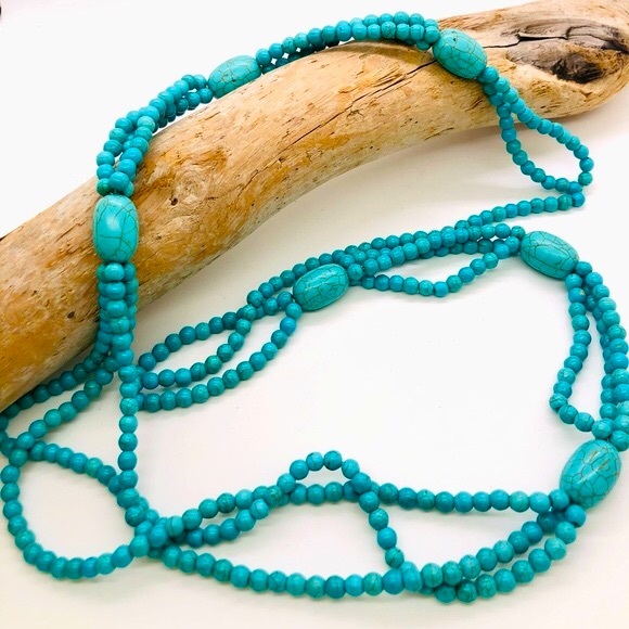Vintage turquoise bead southwestern style necklace 💙 - Picture 2 of 13